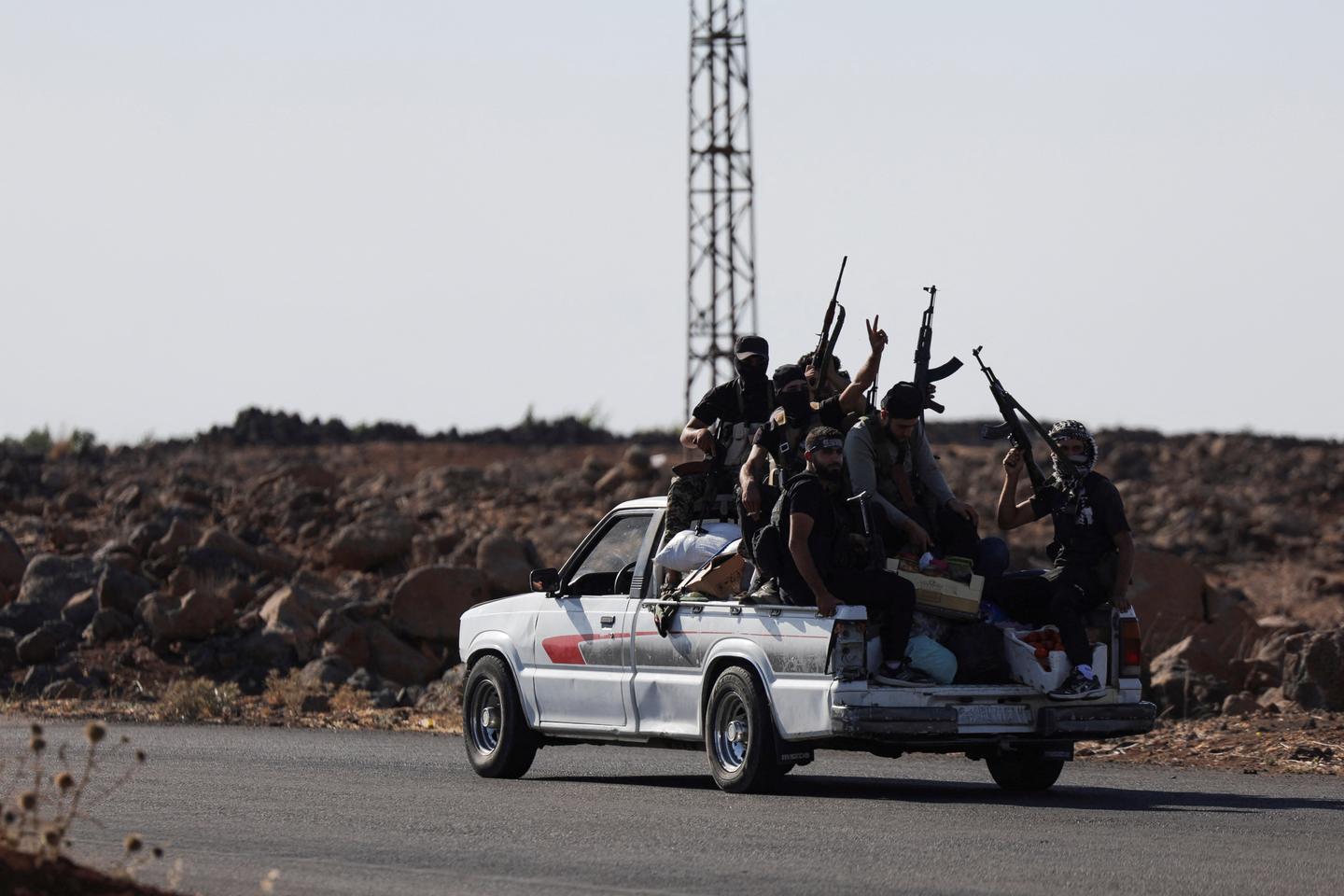 New clashes rock Syria's Druze heartland as tribal fighters reinforce Bedouin
