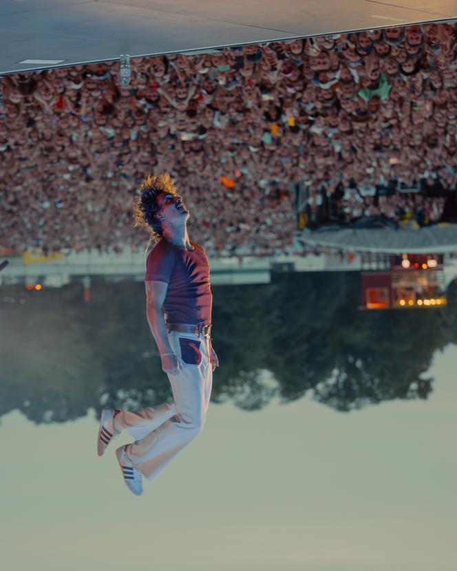 Benson Boone sur la scène du festival Lollapalooza, à Paris, le 18 juillet 2025.