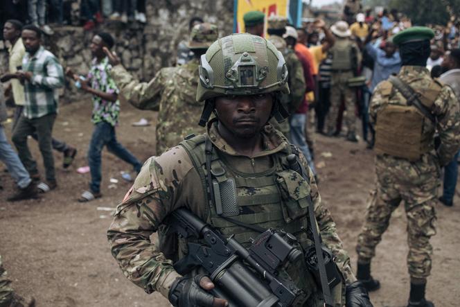 Des soldats du M23 au stade de l’Unité, à Goma, le 6 février 2025, pour un rassemblement public convoqué par le groupe armé.