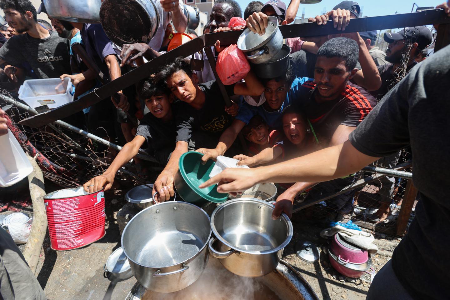 War in Gaza 'must end now' say 25 Western nations in joint statement