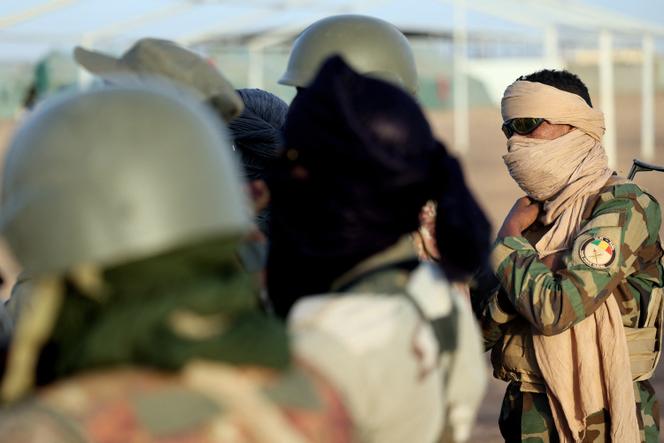 Des militaires maliens lors d’un entraînement à Menaka, le 6 décembre 2021.