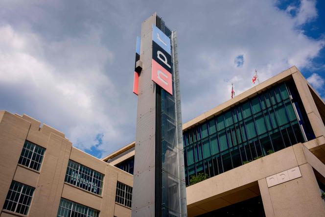 Vue extérieure du siège de la radio nationale publique américaine (NPR), le 22 juillet 2025 à Washington, DC.