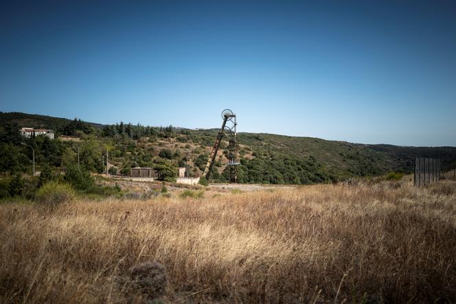 Le chevalement de l’ancien puits de la mine d’or de Salsigne (Aude), le 10 septembre 2020.