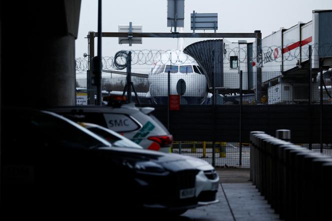 Sur le tarmac de l’aéroport de Heathrow, à Londres, le 21 mars 2025.