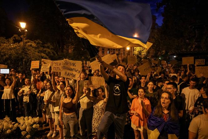 Manifestation contre la loi visant à réglementer les institutions anticorruption à Kiev, le 22 juillet.