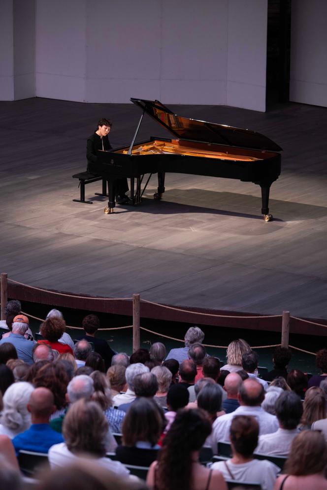 Saehyun Kim, au Festival international de piano de La Roque-d’Anthéron (Bouches-du-Rhône), le 23 juillet 2025. 