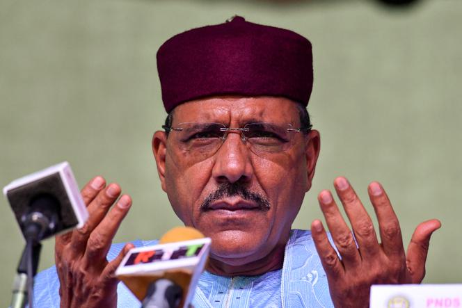 L’ancien président nigérien Mohamed Bazoum, à Niamey, le 23 février 2021.