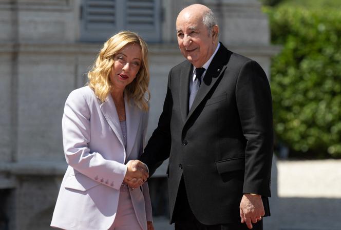 La présidente du conseil italien, Giorgia Meloni, et le président algérien, Abdelmadjid Tebboune, à Rome, le 23 juillet 2025.
