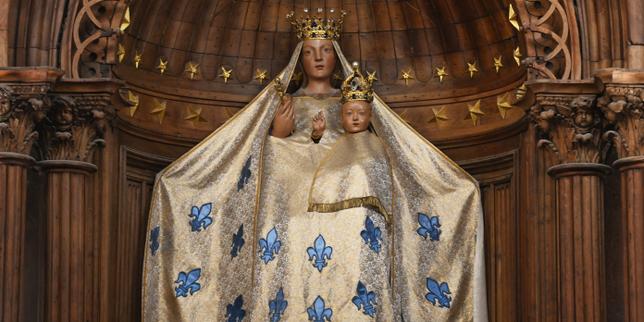 Que fêtent les catholiques et les orthodoxes le 15 août ?
