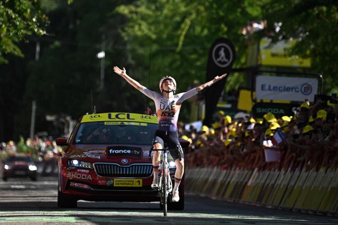 French rider Maeva Squiban celebrates as she crosses the finish line in Chambéry, France, on August 1, 2025.