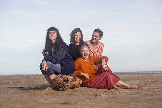 Le groupe La Mal Coiffée : de gauche à droite, Laetitia Dutech, Karine Berny, Myriam Boisserie et Marie Coumes, en 2023.