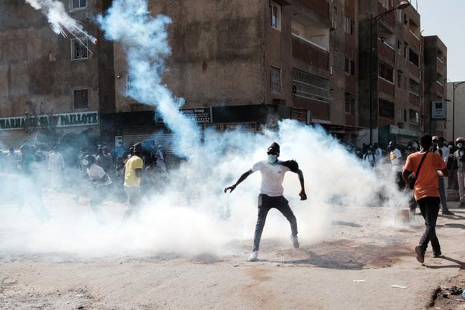 Lors d’une manifestation antigouvernementale, à Dakar, le 9 février 2024.
