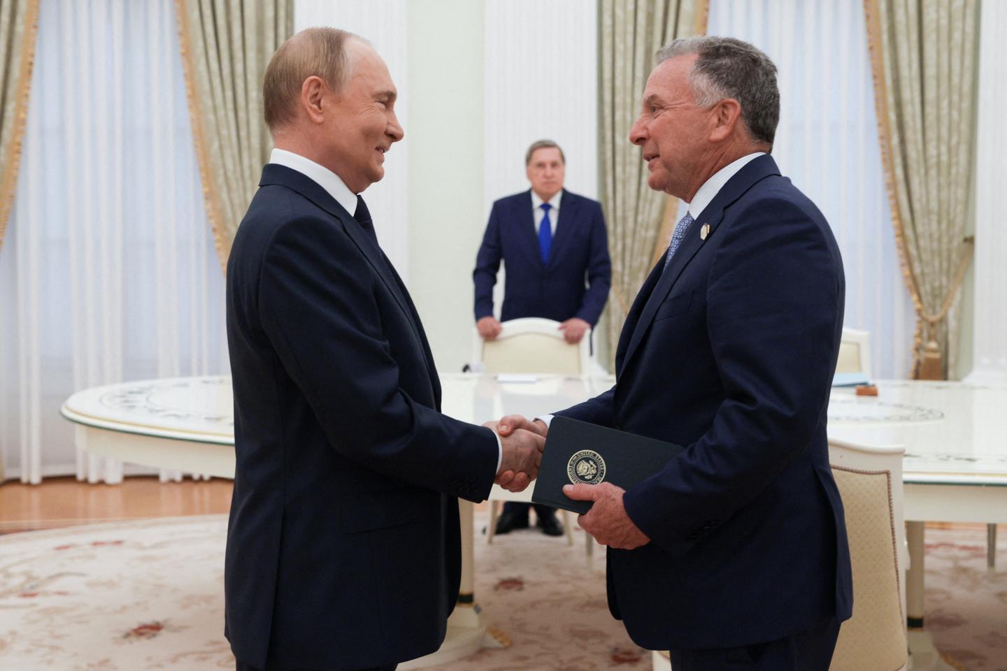 War in Ukraine: Trump could meet with Putin 'as soon as next week'