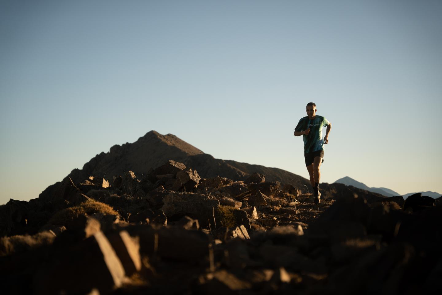 Elhousine Elazzaoui, lâ€™enfant du dÃ©sert marocain devenu prince du trail mondial en Suisse