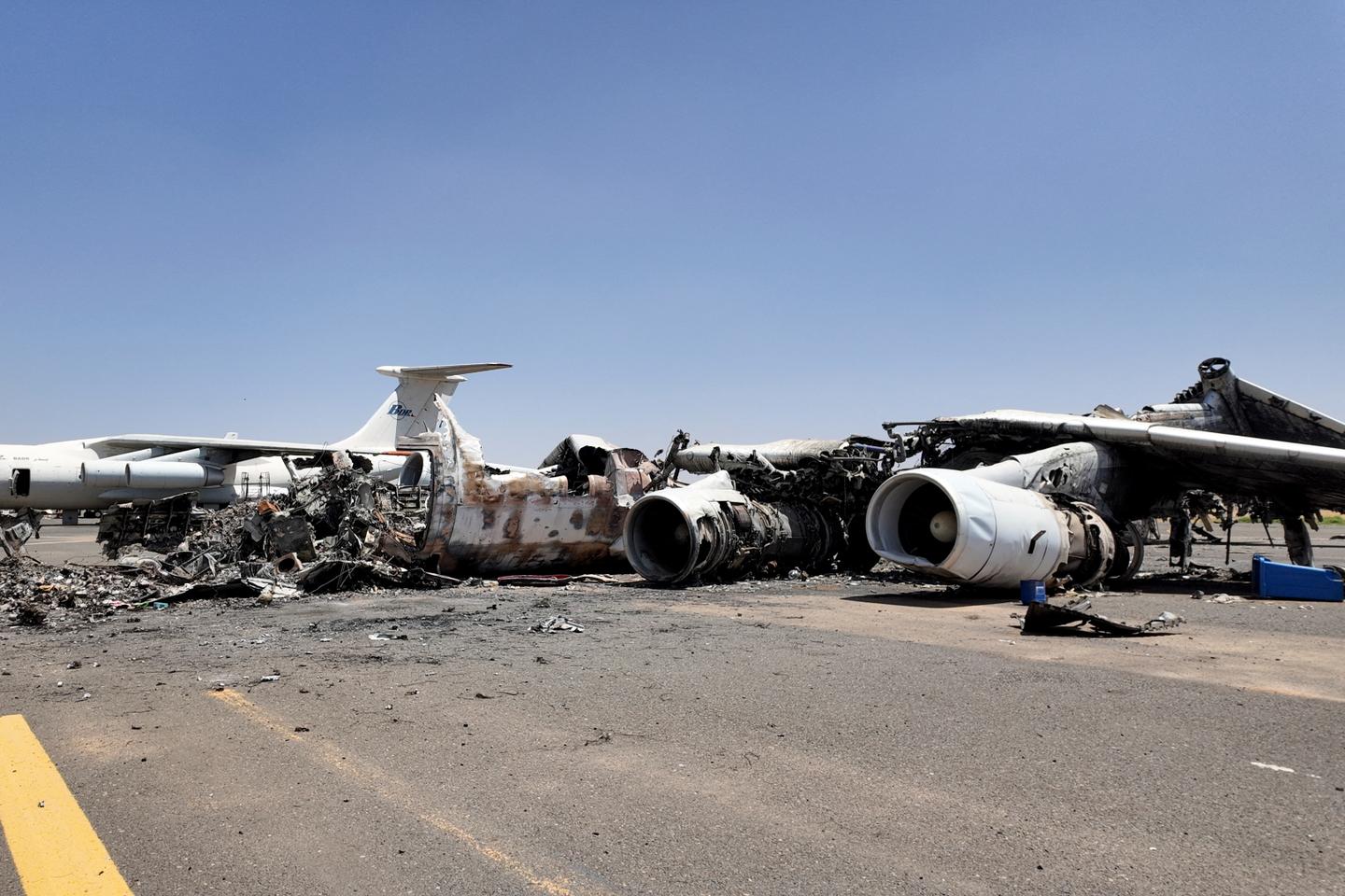 Au Soudan, lâ€™armÃ©e rÃ©guliÃ¨re dÃ©truit un avion Ã©mirati convoyant des...