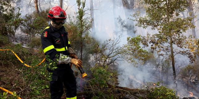 En direct, incendie dans l’Aude : les conditions météo jeudi « sont plutôt favorables en ce début de matinée » , selon les pompiers