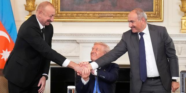 L’Arménie et l’Azerbaïdjan s’accordent pour mettre fin à leur conflit, sous l’égide de Donald Trump