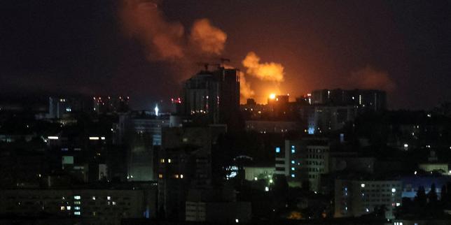 En direct, guerre en Ukraine : l’armée ukrainienne fait état de 108 attaques aériennes russes dans la nuit