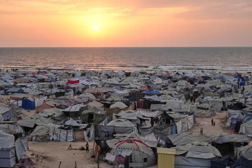 Des tentes de réfugiés palestiniens à Gaza, le 10 août 2025.