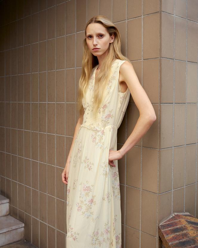 Robe en viscose imprimée, The Kooples, 345 €.
