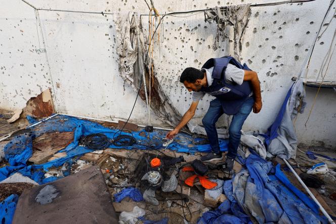 Après un bombardement israélien le 10 août 2025 près de l’hôpital Al-Shifa, où cinq journalistes d’Al-Jazira ont été tués alors qu’ils se trouvaient dans une tente, à Gaza, le 11 août 2025.