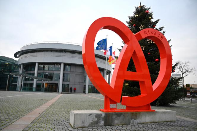 Le logo de la Collectivité européenne d’Alsace (CEA, fusion des conseils départementaux du Bas-Rhin et du Haut-Rhin), à Colmar, le 2 janvier 2021. 