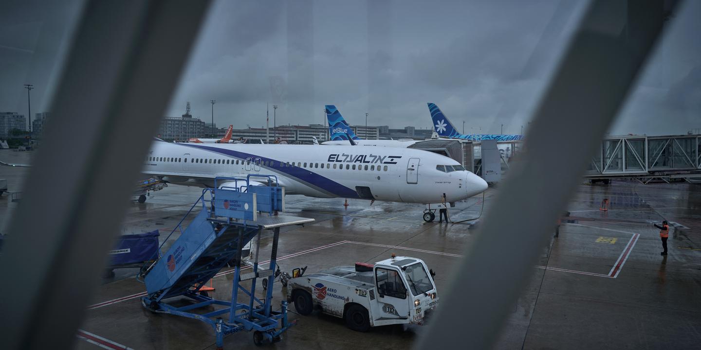 Un contrôleur de l’aéroport Paris-CDG suspendu pour avoir lancé « Free Palestine » à l’équipage de la compagnie israélienne El Al