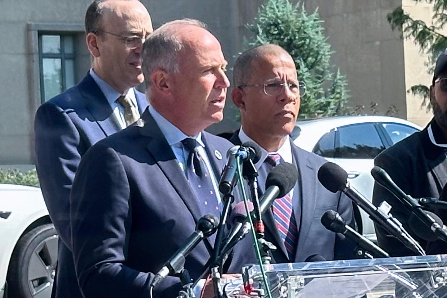 Washington attorney general sues Trump administration over police takeover