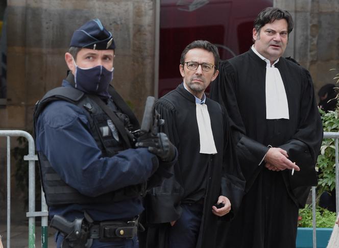 Les avocats Samuel Estève et Randall Schwerdorffer, à Vesoul, le 16 novembre 2020.