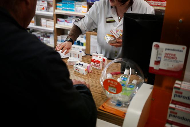 Une pharmacie, à Coutances (Manche), le 26 février 2019.