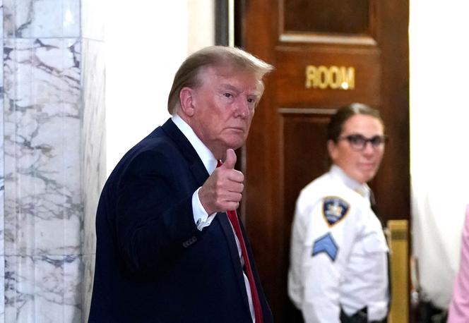 Donald Trump pendant le procès civil pour fraude contre la Trump Organization, à New York, le 7 décembre 2023.