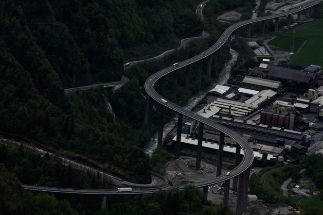 Vue de la ville de Passy, dans la vallée de l’Arve (Haute-Savoie), en avril 2025.