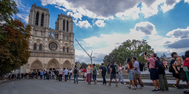 Paris's Notre-Dame breaks attendance records nine months after reopening