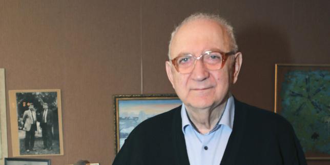 La mort d’Eldar Chenguelaïa, cinéaste géorgien au regard acéré sur le système soviétique