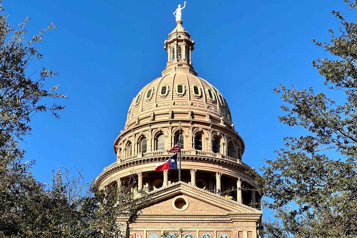 Texas governor signs new voting map pushed by Trump to gain 5 GOP seats in Congress in 2026