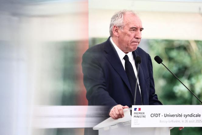 François Bayrou aux universités d’été de la CFDT, à Boissy-la-Rivière (Essonne), le 26 août.