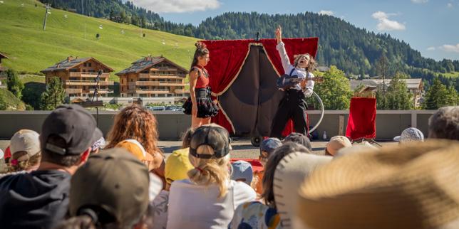 Au Grand-Bornand, les beaux accents étrangers du festival Au bonheur des mômes
