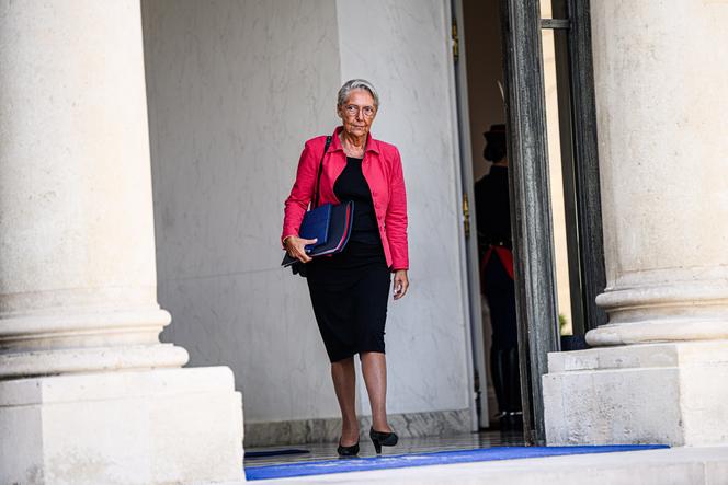 La ministre de l’éducation nationale, de l’enseignement supérieur et de la recherche, Elisabeth Borne, à l’issue du conseil des ministres au Palais de l’Elysée, à Paris, le 27 août 2025.