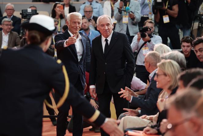 Patrick Martin, président du Medef, et François Bayrou, lors de la Rencontre des entrepreneurs de France, à Paris, le 28 août 2025.