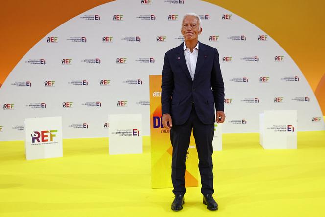 Patrick Martin, président du Medef, prononce son discours d’ouverture lors de la Rencontre des entrepreneurs de France, au stade Roland-Garros, à Paris, le 27 août 2025.
