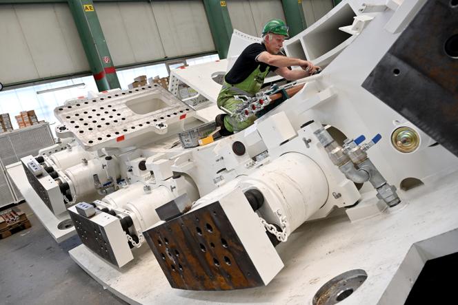 Dans l’entreprise Herrenknecht, qui fabrique des tunneliers, à Schwanau, dans le sud-ouest de l’Allemagne, le 7 juillet 2023.