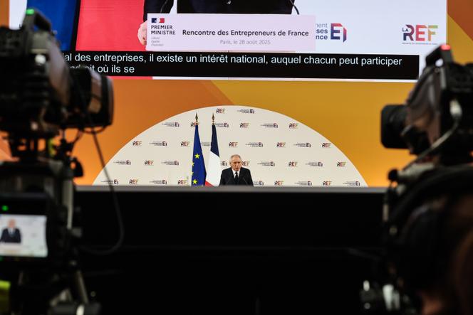 Le premier ministre François Bayrou, lors de la Rencontre des entrepreneurs de France, à Paris, le 28 août 2025.