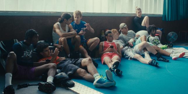 Dans « La Danse des renards », Valéry Carnoy filme la masculinité fragile de jeunes boxeurs