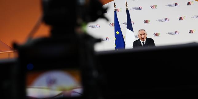 François Bayrou commence ses consultations politiques sur le budget ; Yaël Braun-Pivet appelle à « abandonner » la suppression des deux jours fériés