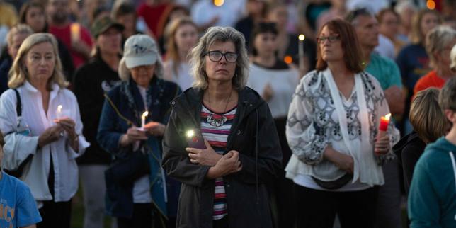 Tuerie à Minneapolis : la droite trumpiste dénonce le « transterrorisme » après une attaque visant des enfants dans une église