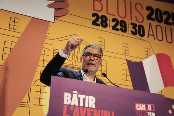 Le premier secrétaire du Parti socialiste, Olivier Faure, lors des universités d’été du parti, à Blois (Loir-et-Cher), le 29 août 2025.