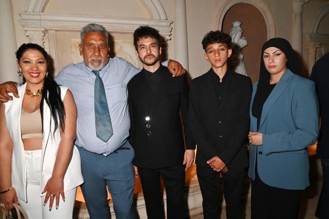 Debora Vargas, Jesus Fernandez Silva, Guillermo Galoe, Bilal Sedraoui et Sana Aghmir, lors du Festival de Cannes, le 19 mai 2025.