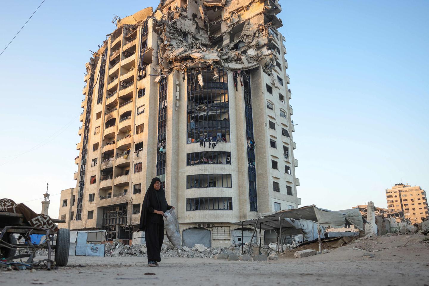 Israeli army declares Gaza City 'a dangerous combat zone'