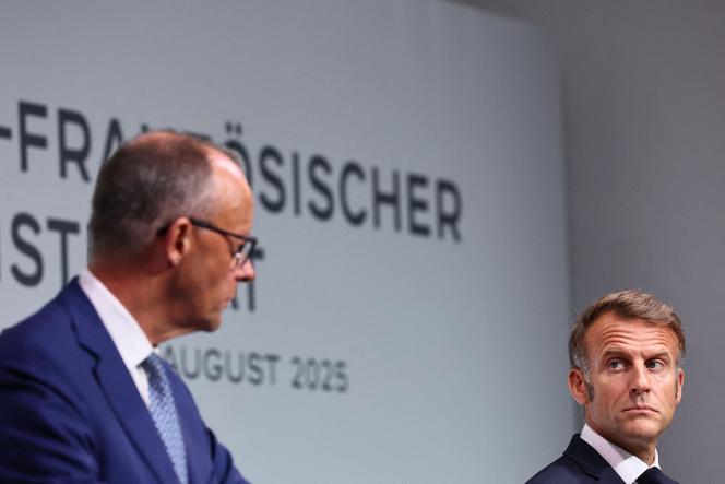 Emmanuel Macron et le chancelier allemand, Friedrich Merz, dans le cadre d’un conseil des ministres franco-allemand et d’une réunion du Conseil franco-allemand de défense et de sécurité, à Toulon (Var), le 29 août 2025.
