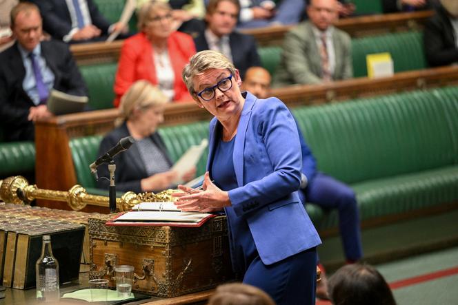 Yvette Cooper, la ministre de l’interieur britannique, à la Chambre des communes, à Londres, le 1ᵉʳ septembre 2025.